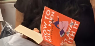 Shocking Metro Moment: Woman Reading ‘How To Kill Men’ Video Goes Viral Shocking Metro Moment: Woman Reading 'How To Kill Men' Video Goes Viral
