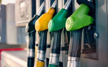 Petrol, Diesel Prices Today: Updated Rates For Delhi, Mumbai, Bengaluru And Kolkata Petrol, Diesel Prices Today: Updated Rates For Delhi, Mumbai, Bengaluru And Kolkata