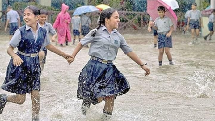 Untitled design (10) Schools shut down due to heavy rain in Delhi, Noida, Ghaziabad, Mumbai, and Kerala