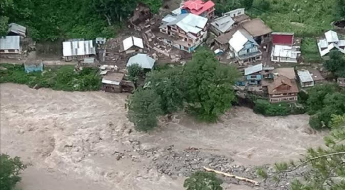 Rajouri Hit By Devastating Cloudburst; Vaishno Devi Yatra Temporarily Suspended Rajouri Hit By Devastating Cloudburst; Vaishno Devi Yatra Temporarily Suspended