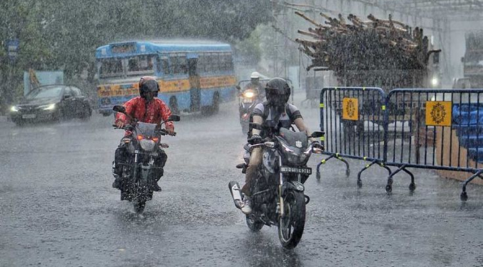 Heavy Rain To Lash Bihar Tonight; Check Districts Under Orange Alert Heavy Rain To Lash Bihar Tonight; Check Districts Under Orange Alert