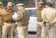 Delhi HC To Take Up PIL Claiming Excessive Force Used On Jantar Mantar Protesters Delhi HC To Take Up PIL Claiming Excessive Force Used On Jantar Mantar Protesters