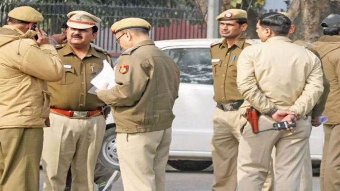 Untitled design - 2026-07-22T110615.451 Delhi HC To Take Up PIL Claiming Excessive Force Used On Jantar Mantar Protesters