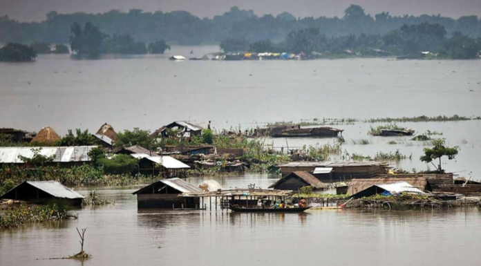 Assam, Gujarat Battle Floods: Death Toll Rises, Thousands Evacuated Assam, Gujarat Battle Floods: Death Toll Rises, Thousands Evacuated