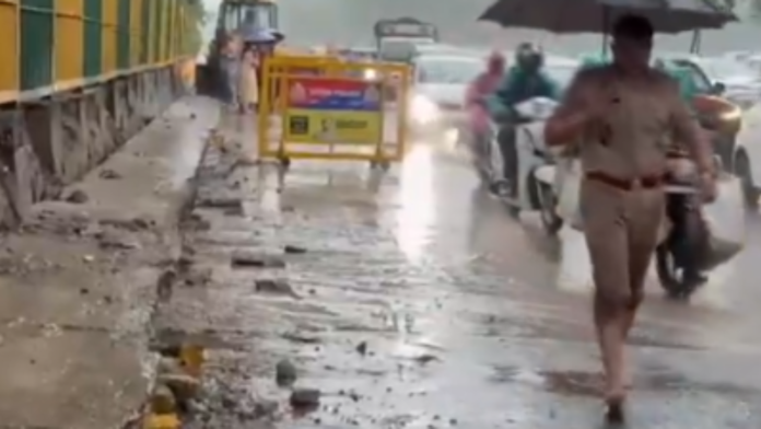 Noida Rains: Divider Cave-In Near Sector 16 Metro Leaves One Injured