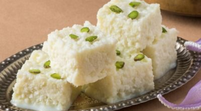 Homemade Kalakand For Sawan: Step-By-Step Recipe, Ingredients And Tips Homemade Kalakand For Sawan: Step-By-Step Recipe, Ingredients And Tips
