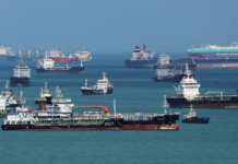 Iran Seals Hormuz Strait Following Ship Attack, US Launches Powerful Military Response Iran Seals Hormuz Strait Following Ship Attack, US Launches Powerful Military Response