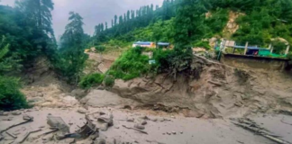 Kashmir Hit By Two Cloudbursts In An Hour, Pahalgam Faces Severe Flooding Kashmir Hit By Two Cloudbursts In An Hour, Pahalgam Faces Severe Flooding