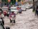 Mumbai Receives 265 mm Rain in 24 Hours; Schools Closed Amid Severe Waterlogging Mumbai Receives 265 mm Rain in 24 Hours; Schools Closed Amid Severe Waterlogging
