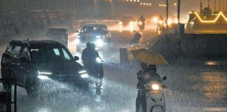 Monsoon Fury Across India: Mumbai, Gujarat Drenched As Heavy Rain Alert Issued In Hills Monsoon Fury Across India: Mumbai, Gujarat Drenched As Heavy Rain Alert Issued In Hills