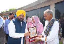 Punjab CM Bhagwant Mann Pays Tribute to Kargil Heroes, Reaffirms Support for Martyrs’ Families