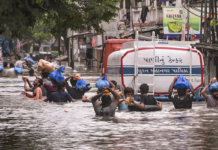 Monsoon Mayhem: Floods, Landslides and Traffic Chaos Grip Delhi, Gujarat, Kerala and Uttarakhand