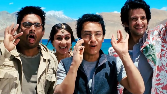 Aamir Khan Says '3 Idiots' Character Wasn't Based on Sonam Wangchuk, Hopes He Ends His Fast Aamir Khan Says '3 Idiots' Character Wasn't Based on Sonam Wangchuk, Hopes He Ends His Fast