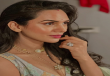 Lock Upp 2: Akanksha Chamola Reveals She Is Asexual, Internet Reacts Lock Upp 2: Akanksha Chamola Reveals She Is Asexual, Internet Reacts