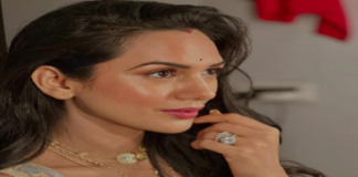 Lock Upp 2: Akanksha Chamola Reveals She Is Asexual, Internet Reacts Lock Upp 2: Akanksha Chamola Reveals She Is Asexual, Internet Reacts
