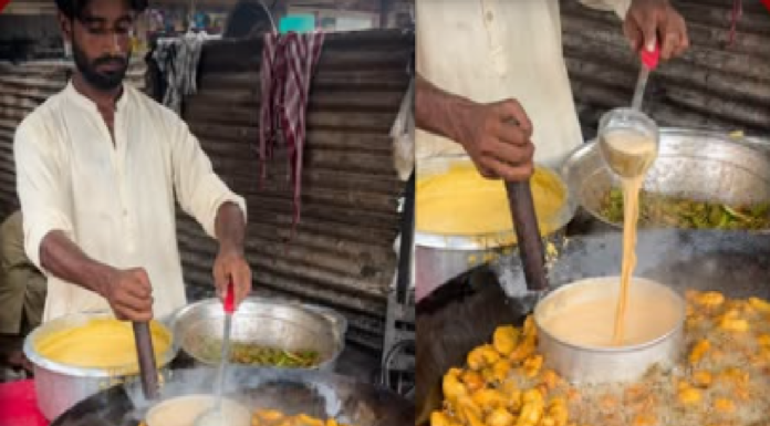 Viral Video: Street Vendor Cooks Pakoras And Tea Simultaneously, Internet Reacts Viral Video: Street Vendor Cooks Pakoras And Tea Simultaneously, Internet Reacts