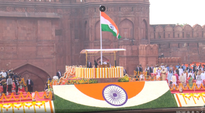 PM Modi Hoists Tricolour At Red Fort, ‘Vande Mataram’ Echoes At National Ceremony For First Time PM Modi Hoists Tricolour At Red Fort, 'Vande Mataram' Echoes At National Ceremony For First Time