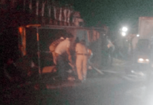 Labourers’ Vehicle Crashes Into Truck In Gwalior, 8 Dead, Around 25 Injured Labourers’ Vehicle Crashes Into Truck In Gwalior, 8 Dead, Around 25 Injured