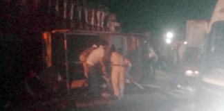 Labourers’ Vehicle Crashes Into Truck In Gwalior, 8 Dead, Around 25 Injured Labourers’ Vehicle Crashes Into Truck In Gwalior, 8 Dead, Around 25 Injured