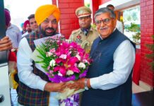 Punjab CM Bhagwant Mann Meets Governor; Seeks 10-Day Parole For Jagtar Singh Hawara Punjab CM Bhagwant Mann Meets Governor; Seeks 10-Day Parole For Jagtar Singh Hawara