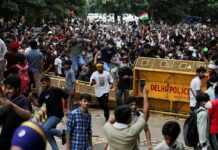 Centre Tells Supreme Court It Remains Committed to Dropping Cases Against Student Protesters Centre Tells Supreme Court It Remains Committed to Dropping Cases Against Student Protesters