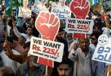 ‘To Hell with IMF and the Government’: Pakistan Erupts in Protests Over Petrol-Diesel Prices