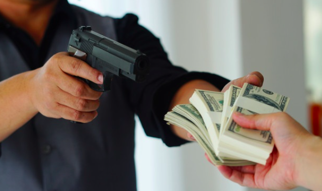 Chandigarh Robbery: Former Councillor’s House Looted of Crores, 10-Day-Old Servant Emerges as Mastermind