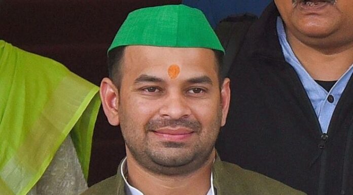 Tej Pratap Yadav Takes Aim at Bhojpuri Industry, Says ‘Vulgarity Must End’ Tej Pratap Yadav Takes Aim at Bhojpuri Industry, Says 'Vulgarity Must End'