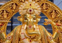 Gold, Diamonds And Ganpati Bappa: Hyderabad’s Unique 48-Kg Idol Steals The Show Gold, Diamonds And Ganpati Bappa: Hyderabad’s Unique 48-Kg Idol Steals The Show