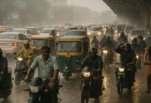 Rain To Lash Delhi, Bihar And 10 States; Lightning Alert Issued In UP Rain To Lash Delhi, Bihar And 10 States; Lightning Alert Issued In UP