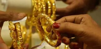 Gold-Silver Price Today: 24K Gold Touches ₹15,267, Silver Slips ₹100 Gold-Silver Price Today: 24K Gold Touches ₹15,267, Silver Slips ₹100