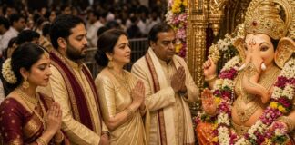 Ambani Family Seeks Blessings At Lalbaugcha Raja, Radhika Merchant Impresses In Desi Look Ambani Family Seeks Blessings At Lalbaugcha Raja, Radhika Merchant Impresses In Desi Look