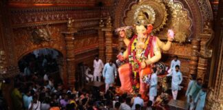 Mumbai Ganpati Fest Turns Tragic: Two Killed In Lalbaug Electric Shock Incident Mumbai Ganpati Fest Turns Tragic: Two Killed In Lalbaug Electric Shock Incident