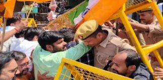 UGC Bill Protest: Tensions Rise Across West UP, Protesters Clash With Police In Firozabad After Agra UGC Bill Protest: Tensions Rise Across West UP, Protesters Clash With Police In Firozabad After Agra