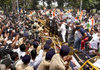Daroga Recruitment Protest Turns Chaotic in Patna as Students Break Police Barricades