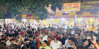 CM Rekha Gupta Listens to Students’ Concerns Over Tea in Mukherjee Nagar