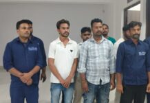 Banke Bihari Temple Sanitation Workers Await 14 Months’ Salary, Appeal to DM Banke Bihari Temple Sanitation Workers Await 14 Months’ Salary, Appeal to DM