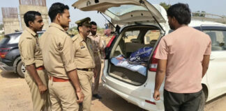 Aligarh Police alert regarding CJP movement, intensive checking of buses and cars on Yamuna Expressway