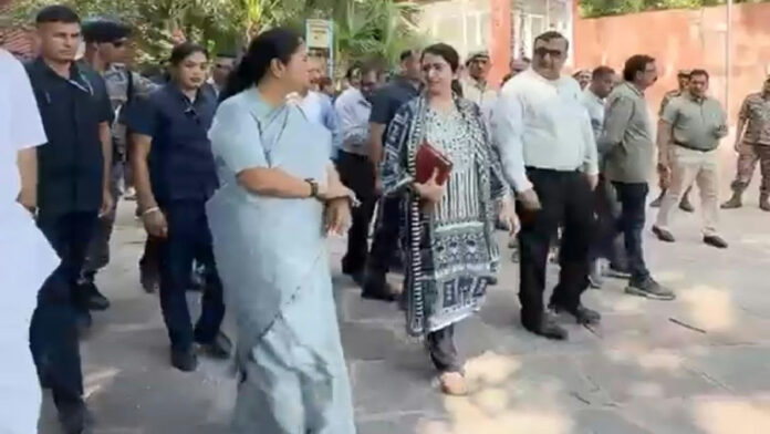 Chief Minister Rekha Gupta Visits Sur Ghat to Review Preparations for the Chhath Festival