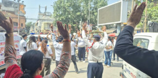 Street play in Gandhi Nagar exposes the dangers of negligence; 280 people learn the mantra of safe travel