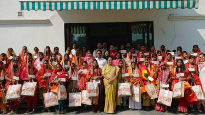Daughters’ Dreams Honoured, Youth Given a Message of National Unity
