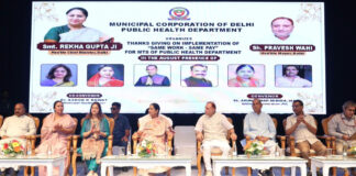 Delhi CM Rekha Gupta Announces Diwali Gift for 4,000 Civic Health Workers
