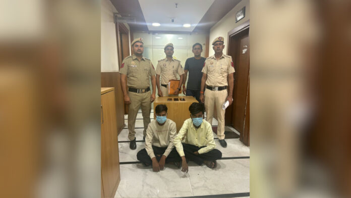 Delhi Police Arrest Two in Jamtara-Linked Credit Card Fraud Case; Over 50 Victims Suspected