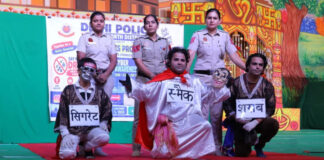 Delhi Police Awareness Campaign at Narela Ramlila Reaches Over 2,500 People