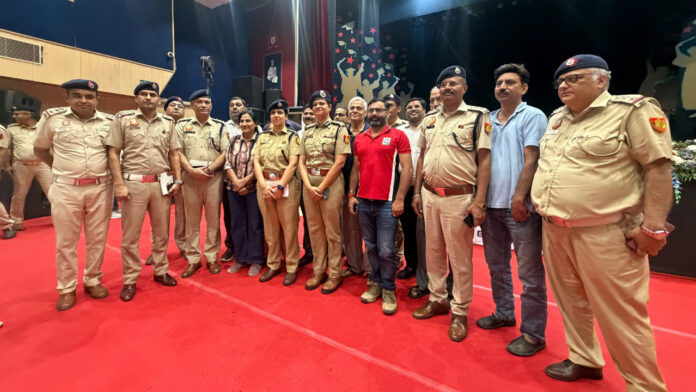 Delhi Traffic Police Steps Up Vigilance in East Zone to Prevent Festive Season Traffic Jams