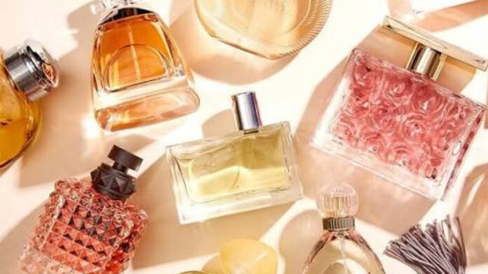 What's the difference between body mist, deodorant, and perfume, Which lasts the longest?
