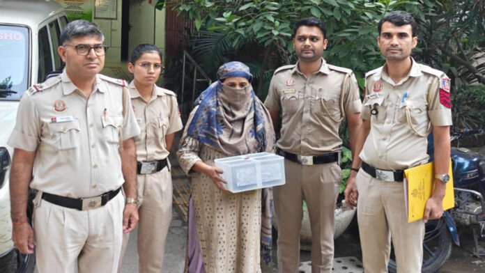 Elderly Woman Arrested for Stealing Foreign National’s Bag