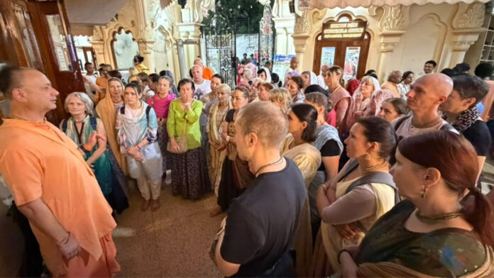 Foreign Devotees Arrive in Vrindavan, Immersed in Devotion to Krishna