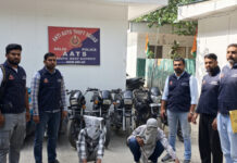 Interstate Vehicle Theft Gang Busted in Delhi; Eight Stolen Two-Wheelers and Fake Number Plates Recovered