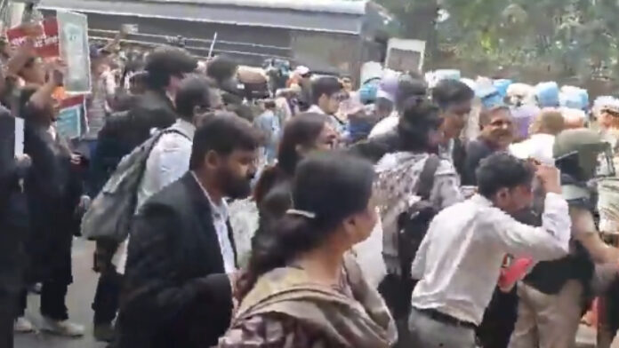 CJP protest gets support from lawyers, march from Supreme Court to Jantar Mantar